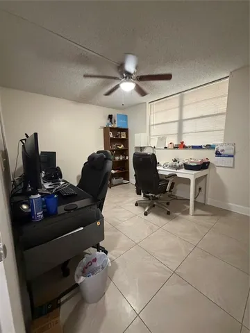 $2,200 | 7173 Orange Drive, Unit 110B, Davie, FL 33314