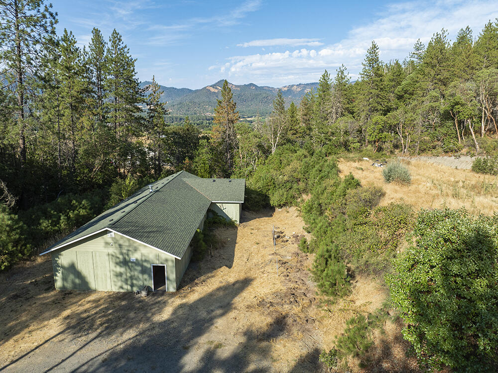 12959 Water Gap Road Williams, OR 97544 - Photo 30 of 51 30
