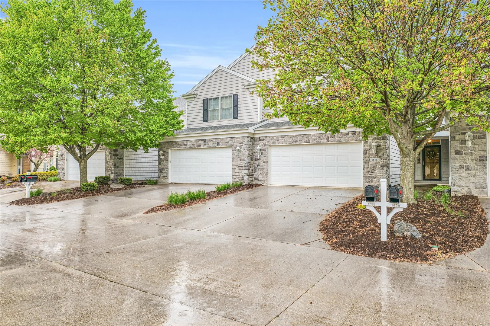 1618 Cobblefield Road Champaign, IL 61822 - Photo 3 of 44 Gallery Image 3