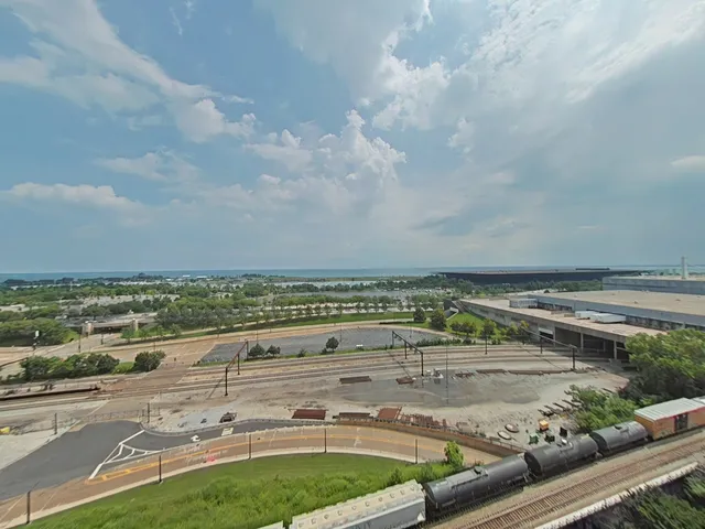 a view of a tennis court