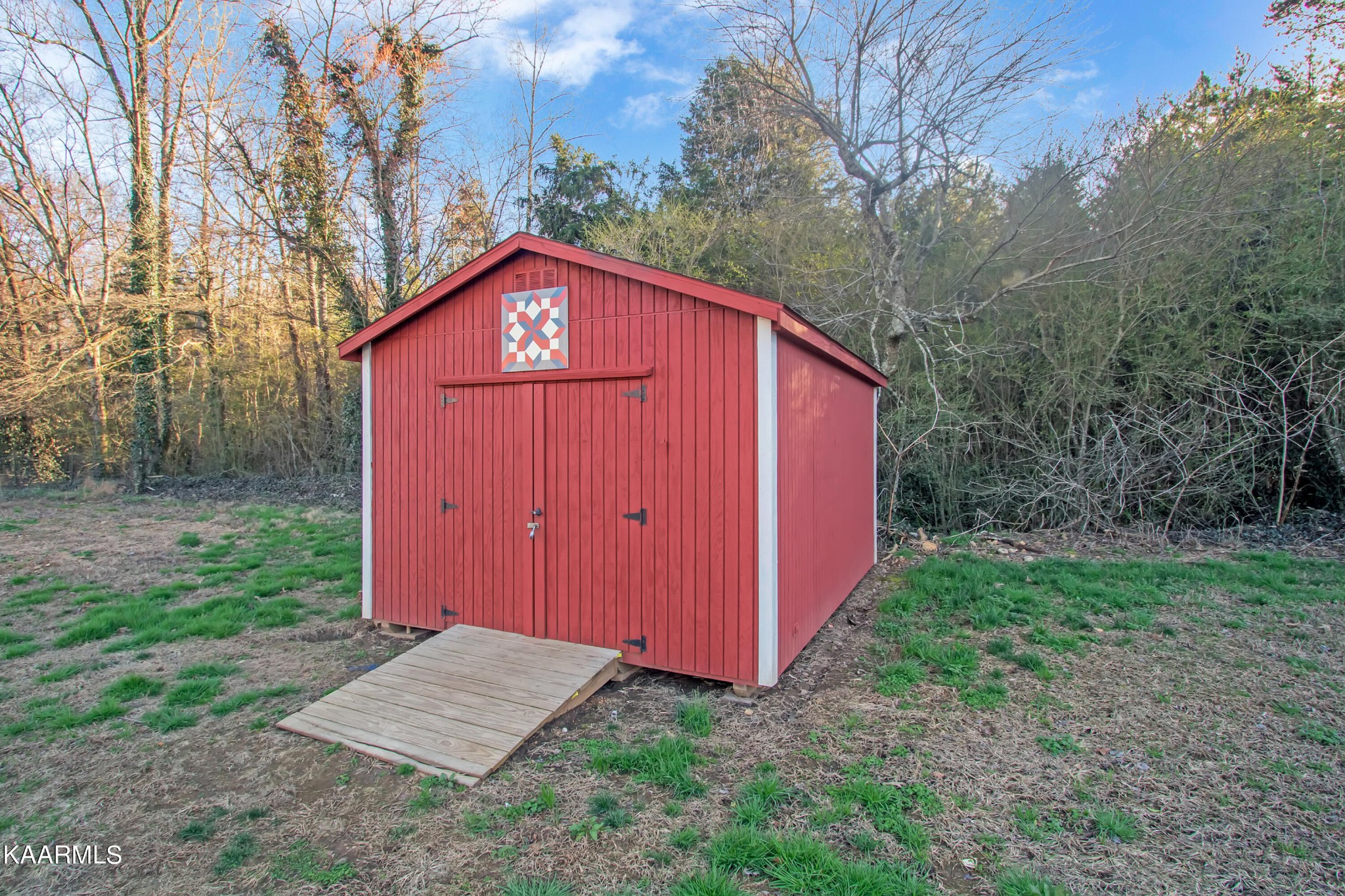 4981 Malone Road Loudon, TN 37774 - Photo 16 of 35 a view of a backyard of the house