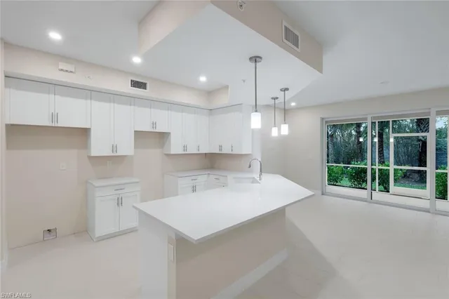 $1,800,000 | 280 Indies Drive East, Unit 101 102 201 202, Naples, FL 34114