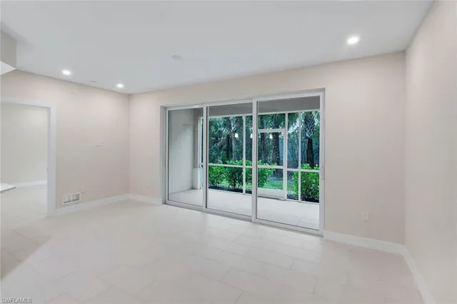 $1,800,000 | 280 Indies Drive East, Unit 101 102 201 202, Naples, FL 34114