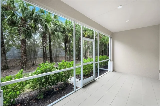 $1,800,000 | 280 Indies Drive East, Unit 101 102 201 202, Naples, FL 34114