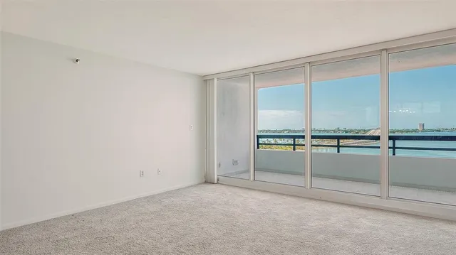 $3,975 | 888 Boulevard Of The Arts, Unit 1003, Sarasota, FL 34236