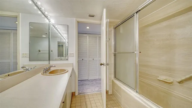 $3,975 | 888 Boulevard Of The Arts, Unit 1003, Sarasota, FL 34236