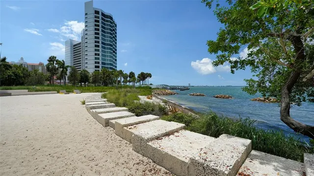 $3,975 | 888 Boulevard Of The Arts, Unit 1003, Sarasota, FL 34236