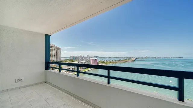 $3,975 | 888 Boulevard Of The Arts, Unit 1003, Sarasota, FL 34236