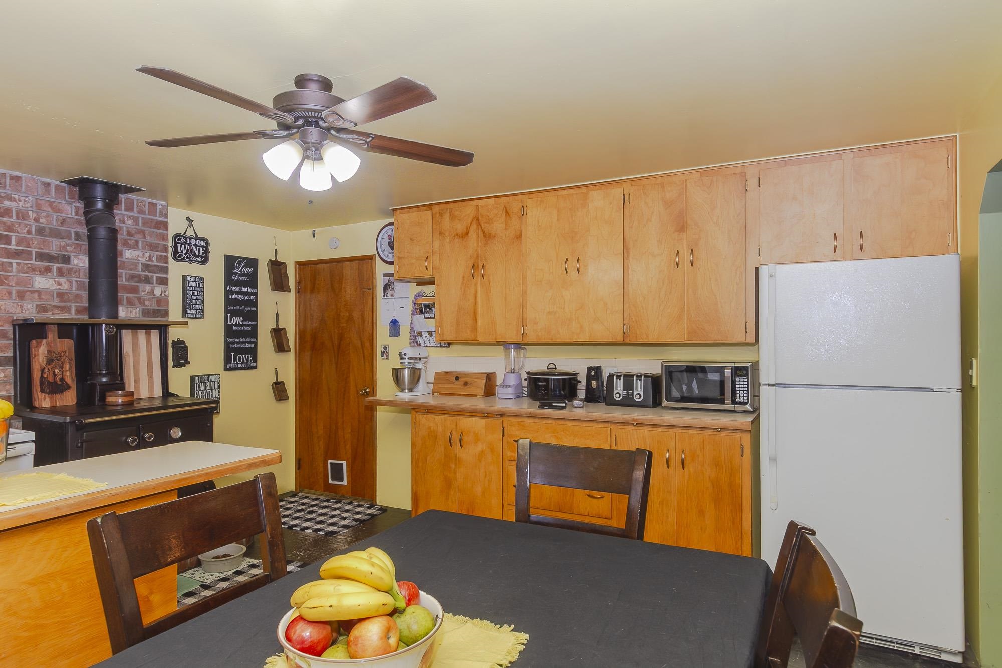 2383 Burnt Valley Road, Unit B Chewelah, WA 99109 - Photo 14 of 42