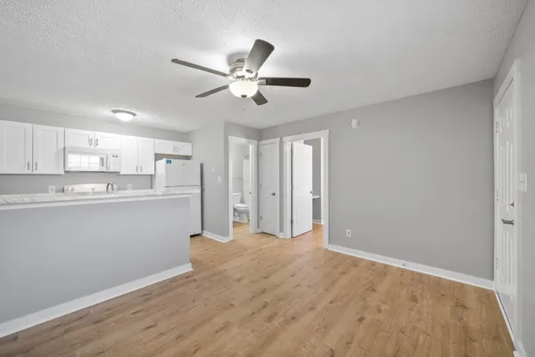 $825 | 765 Robb Avenue, Unit 8, Clarksville, TN 37040