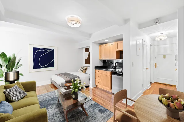 $295,000 | 25 Tudor City Place, Unit 1009 | Murray Hill