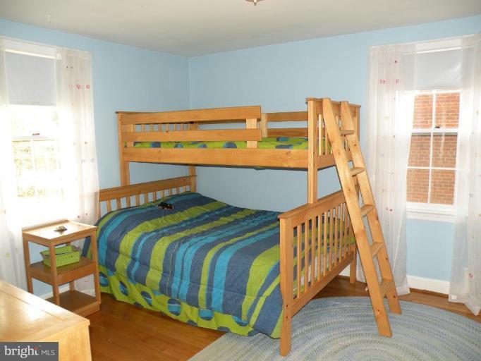 808 West Braddock Road Alexandria, VA 22302 - Photo 4 of 30 Bedroom #4
