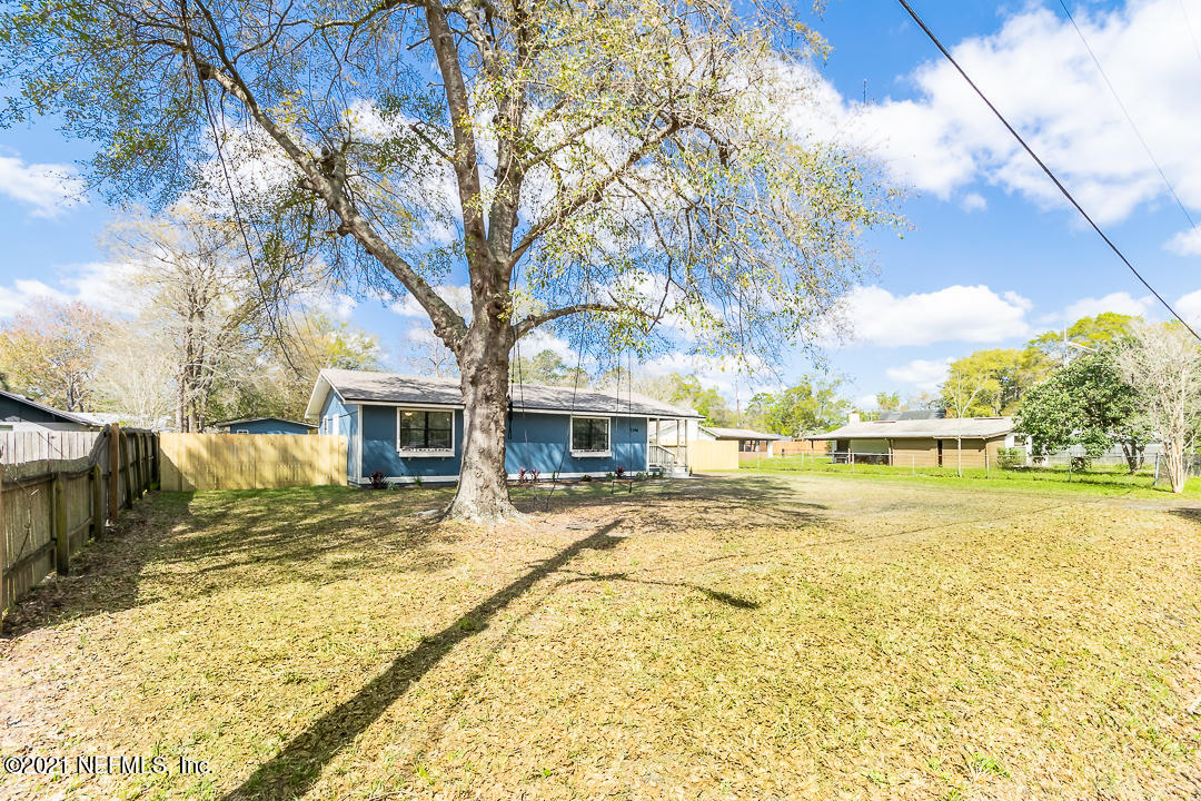1346 Conway Road Jacksonville, FL 32221 - Photo 2 of 15 Front Yard