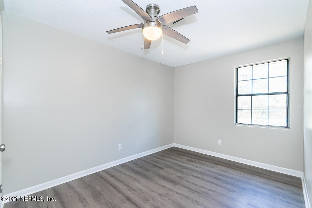 1346 Conway Road Jacksonville, FL 32221 - Photo 10 of 15 Bedroom 3