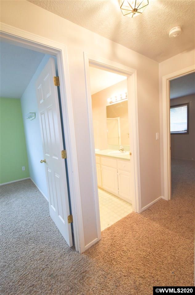 1230 Fabry Road Southeast Salem, OR 97306 - Photo 8 of 22