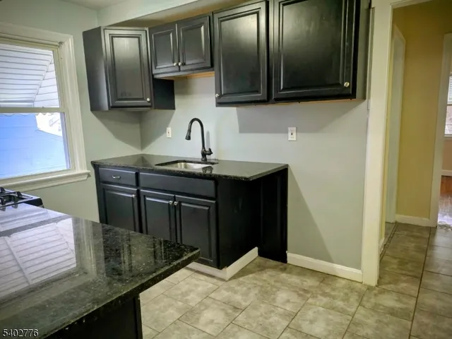 $2,350 | 331 Union Avenue, Irvington, NJ 07111