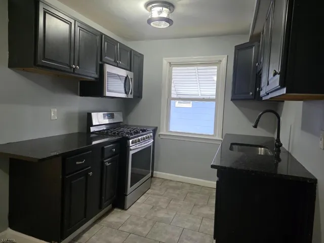 $2,350 | 331 Union Avenue, Irvington, NJ 07111