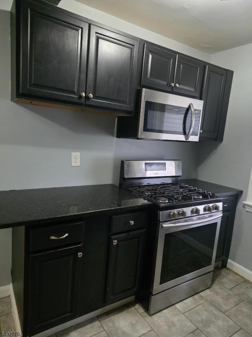 331 Union Avenue Irvington, NJ 07111 - Photo 4 of 15