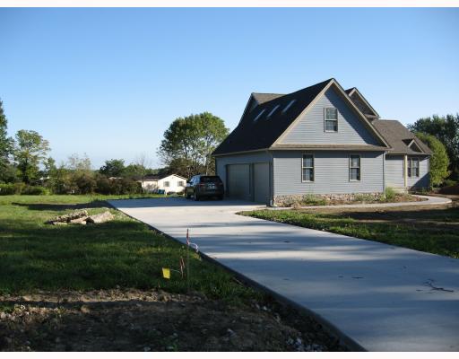 3755 Panin Road Hermitage, PA 16148 - Photo 8 of 17 Exterior Front.