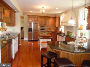 2108 Fieldcrest Road Lebanon, PA 17042 - Photo 8 of 53 Gallery Image 8
