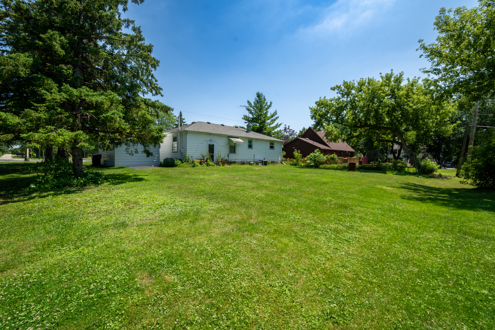 40484 Deep Lake Road Antioch, IL 60002 - Photo 24 of 29 Gallery Image 24