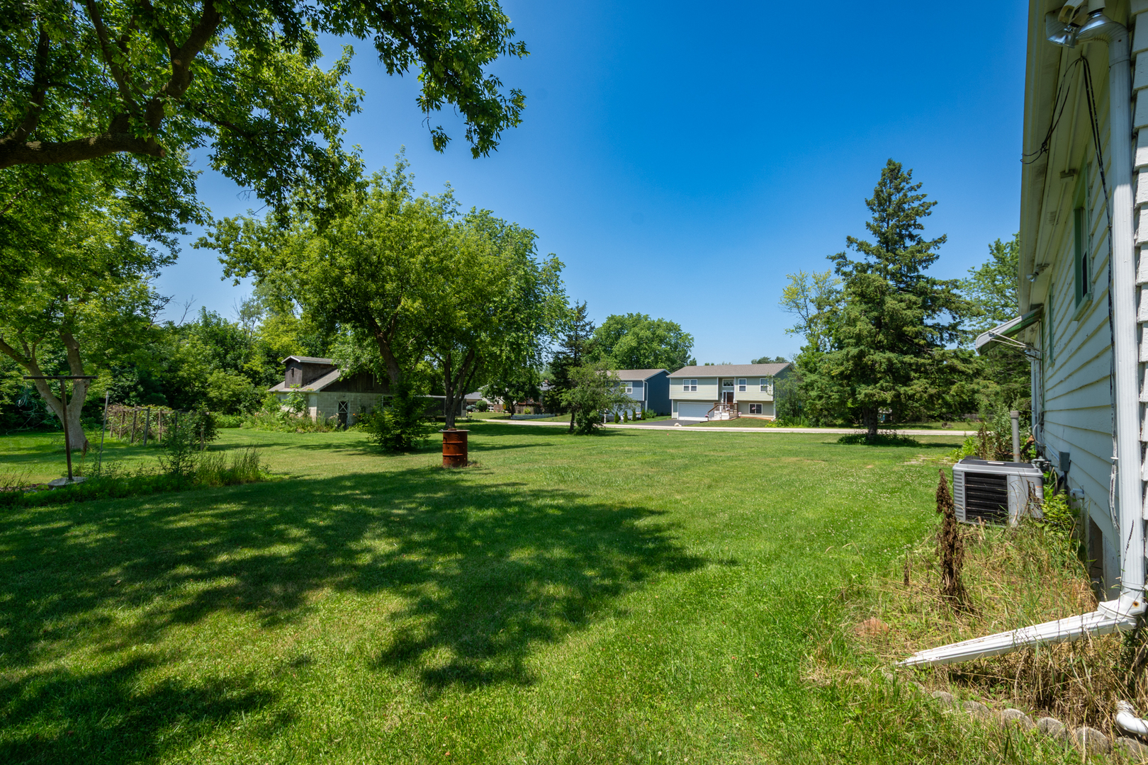 40484 Deep Lake Road Antioch, IL 60002 - Photo 26 of 29 Gallery Image 26