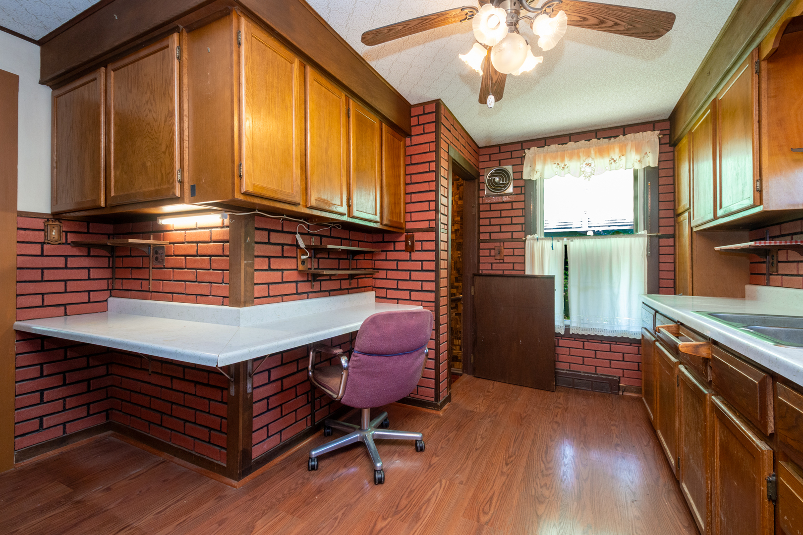 40484 Deep Lake Road Antioch, IL 60002 - Photo 10 of 29 Gallery Image 10