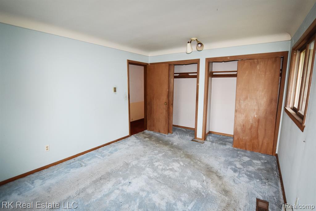 2821 West Utica Road Utica, MI 48317 - Photo 13 of 43