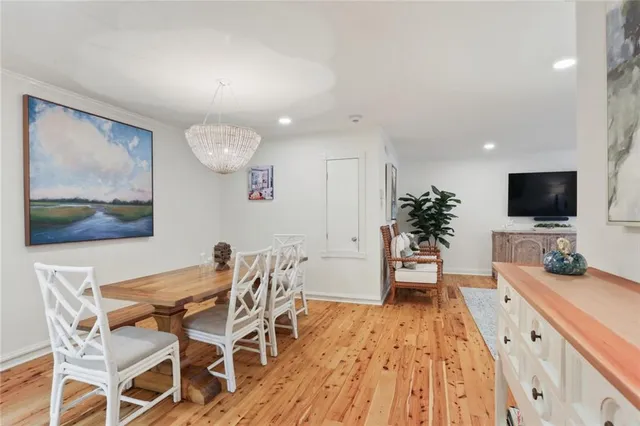 $525,000 | 3000 St Charles Avenue, Unit 211, New Orleans, LA 70115