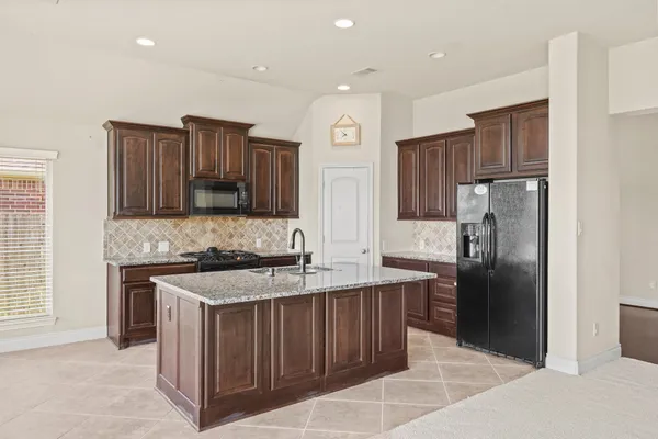 $2,350 | 14110 Timber Ridge Drive, Pearland, TX 77584