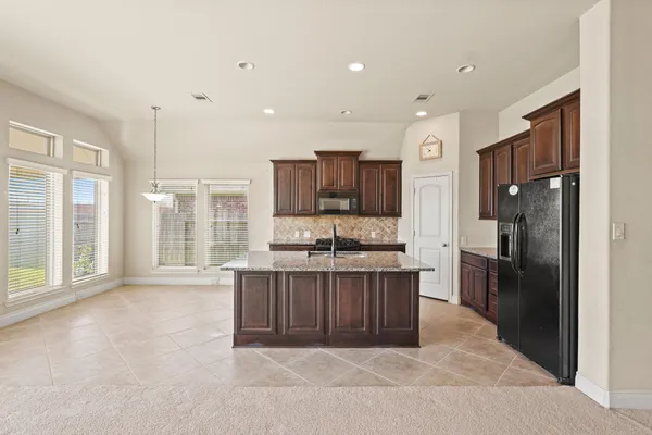 $2,350 | 14110 Timber Ridge Drive, Pearland, TX 77584