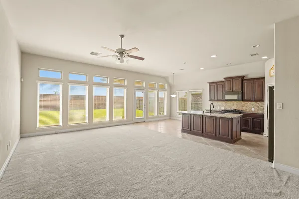 $2,350 | 14110 Timber Ridge Drive, Pearland, TX 77584