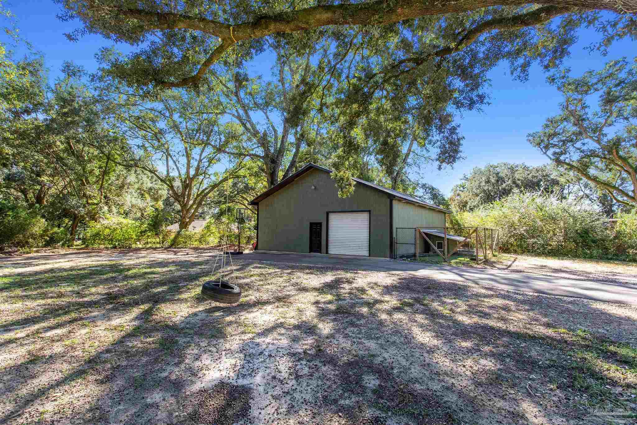 827 West Roberts Road Cantonment, FL 32533 - Photo 18 of 34 Gallery Image 18