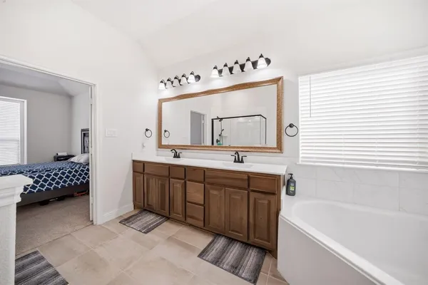 $3,500 | 3841 Eagles Bluff Road, Midlothian, TX 76065