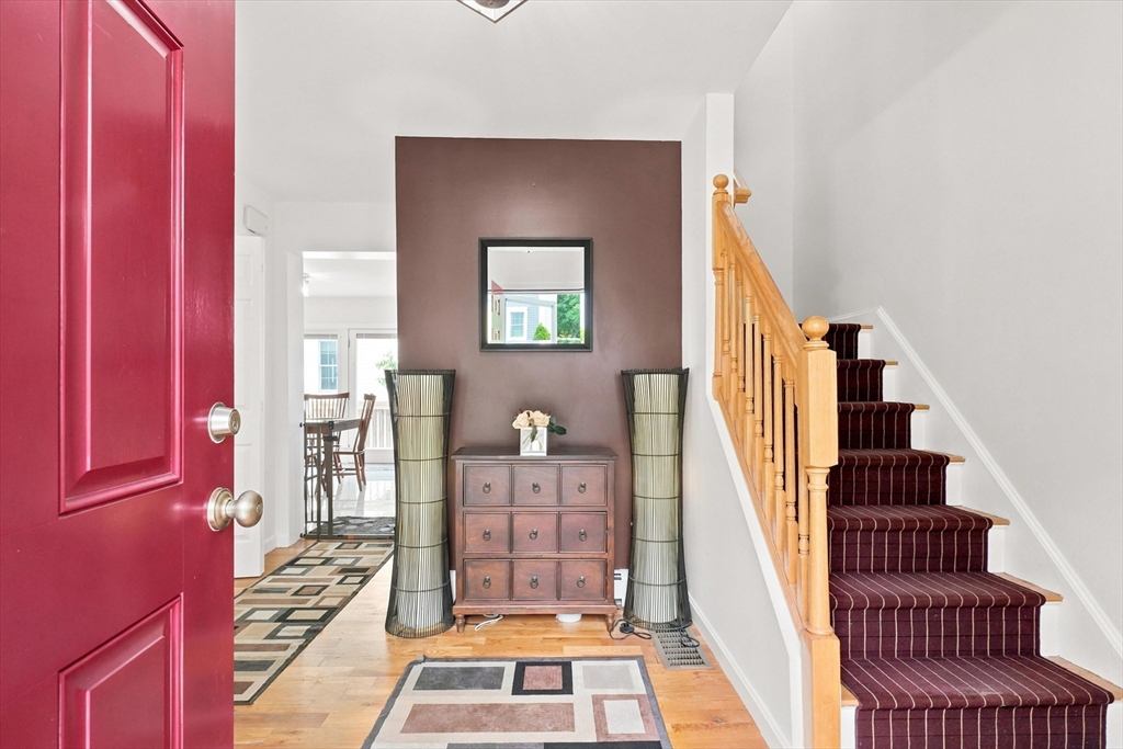 18 Rosegate Road Needham, MA 02494 - Photo 8 of 41