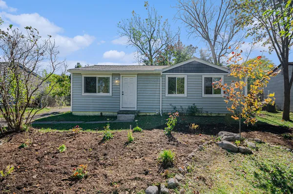 $2,250 | 4 Burlingame Court, Ann Arbor, MI 48108