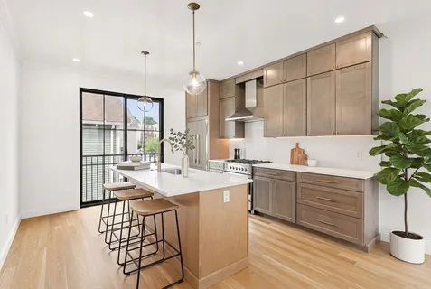 $1,250,000 | 27 Shepard Street, Unit 4, Boston, MA 02135