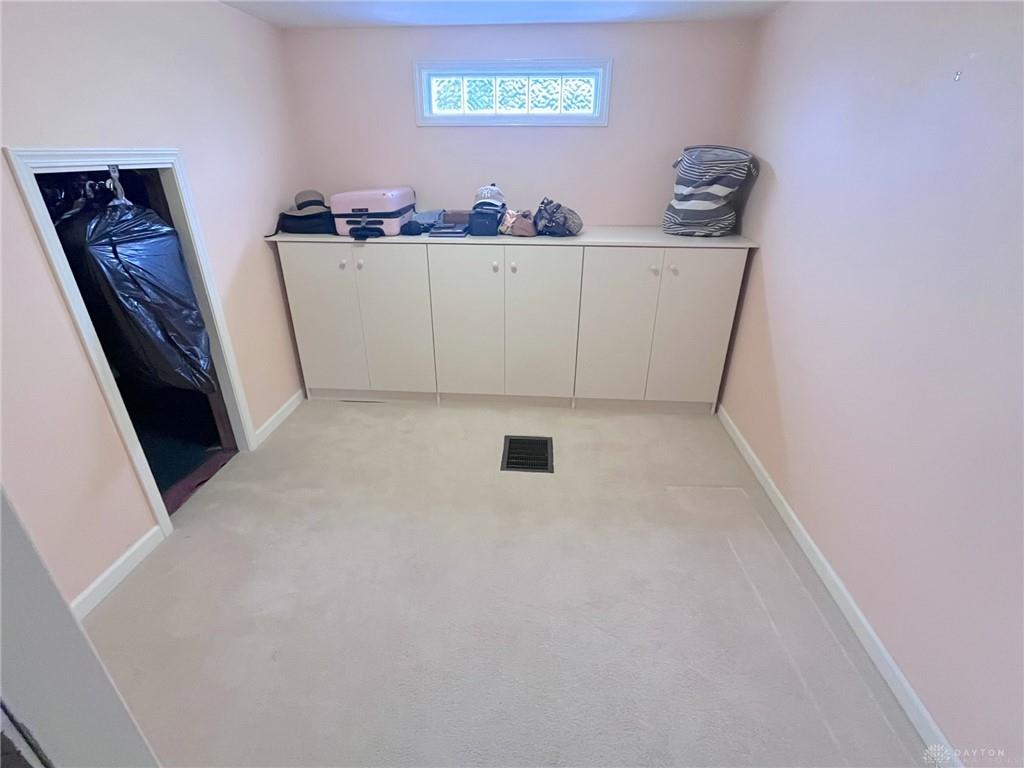 3225 Atherton Road Kettering, OH 45409 - Photo 25 of 38