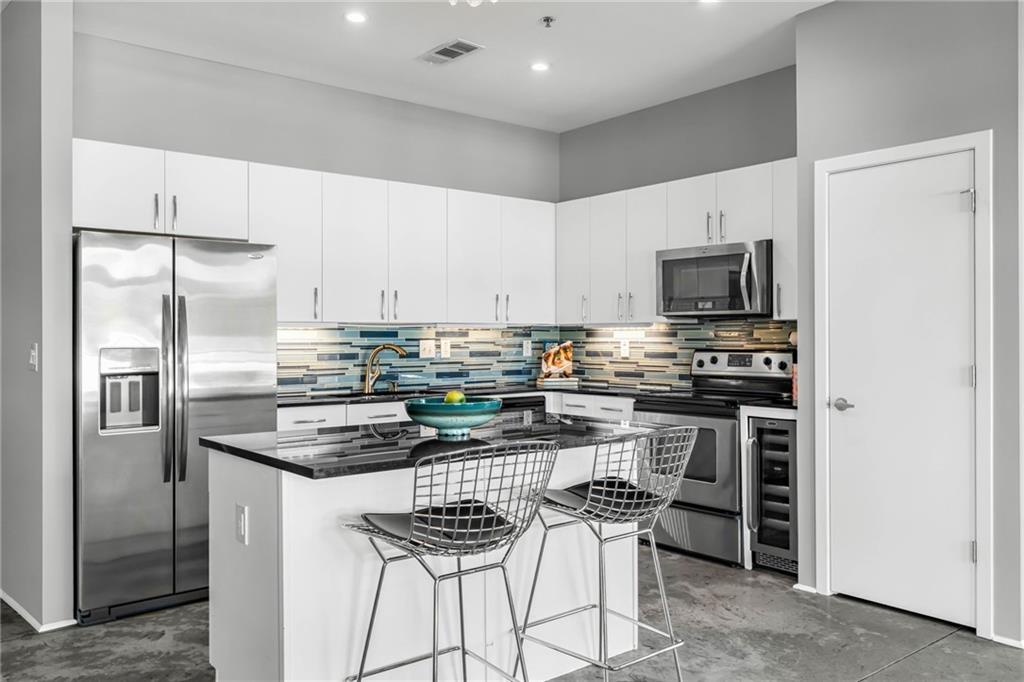 560 Dutch Valley Road Northeast, Unit 2315 Atlanta, GA 30324 - Photo 11 of 51 Gallery Image 11