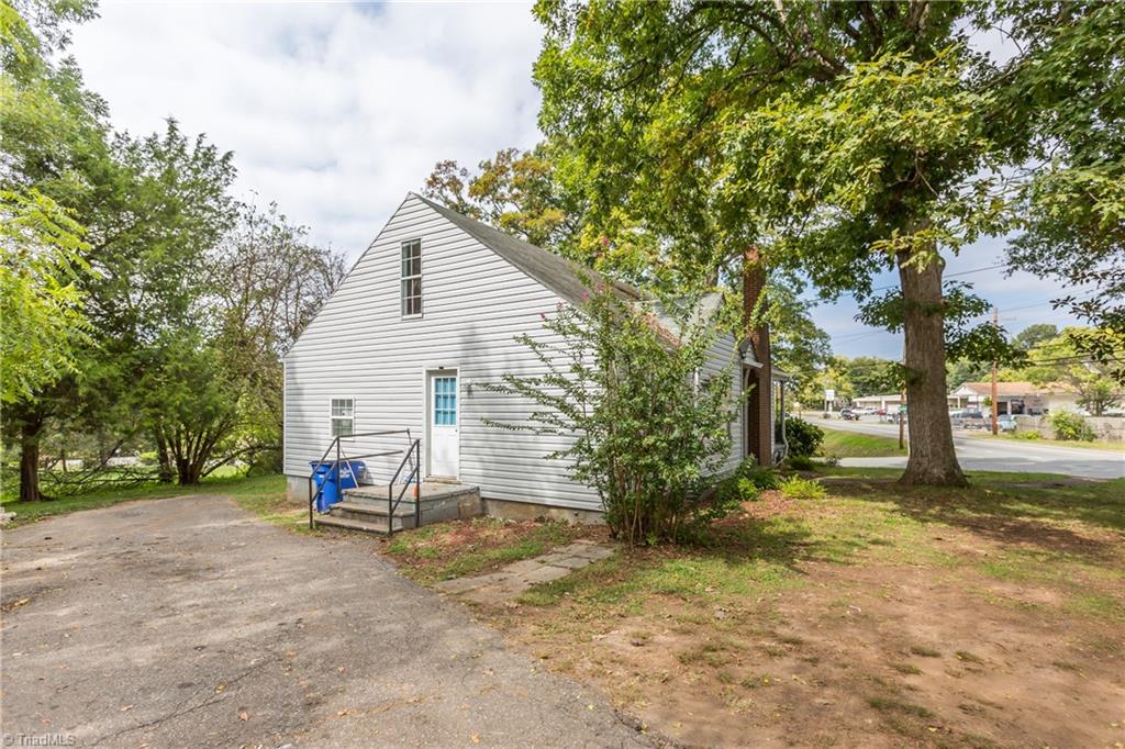 4724 Old Rural Hall Road Winston-Salem, NC 27105 - Photo 4 of 8 Gallery Image 4
