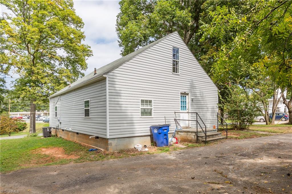 4724 Old Rural Hall Road Winston-Salem, NC 27105 - Photo 5 of 8 Gallery Image 5