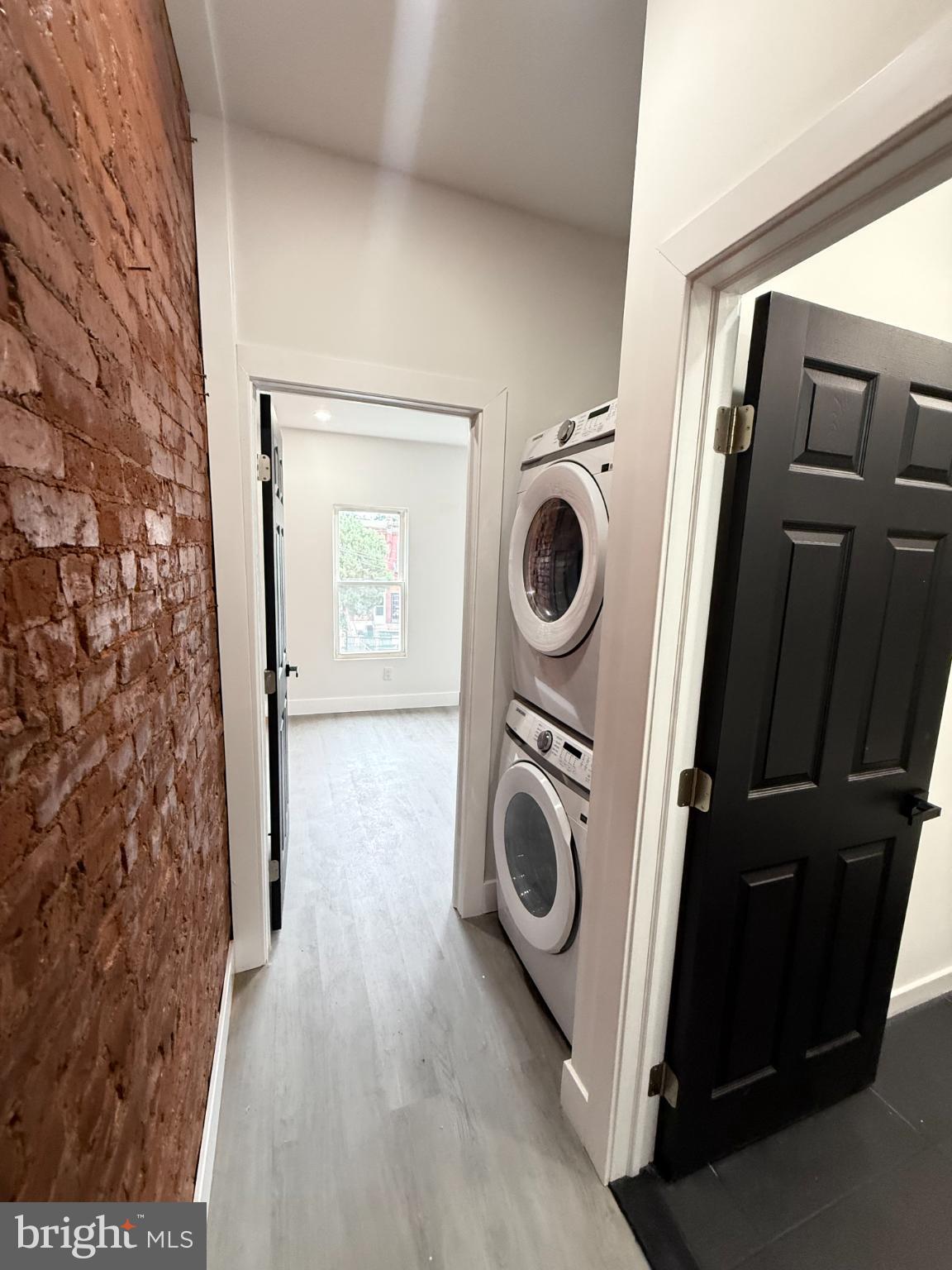 4539 North 18th Street Philadelphia, PA 19140 - Photo 17 of 25 a utility room with dryer and washer