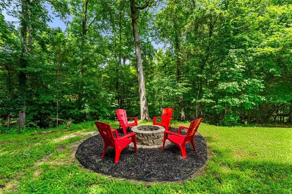 311 Ridgeland Drive High Point, NC 27262 - Photo 33 of 42 Backyard