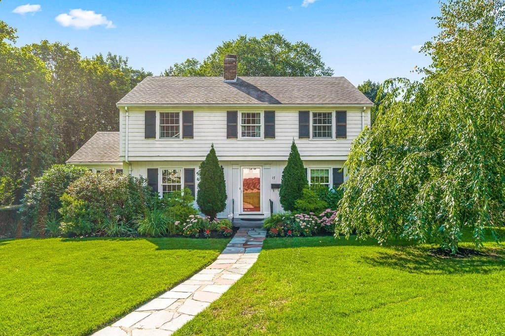 17 Putney Road Wellesley, MA 02481 - Photo 1 of 35