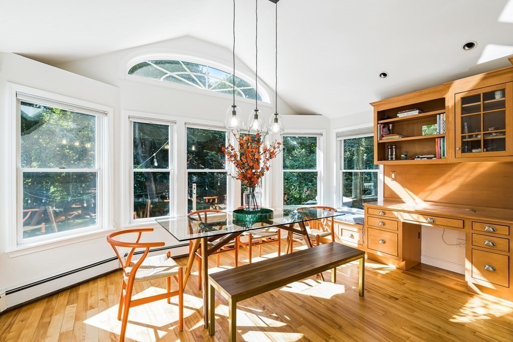 17 Putney Road Wellesley, MA 02481 - Photo 11 of 35