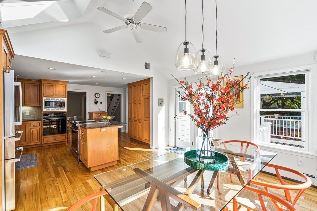 17 Putney Road Wellesley, MA 02481 - Photo 13 of 35