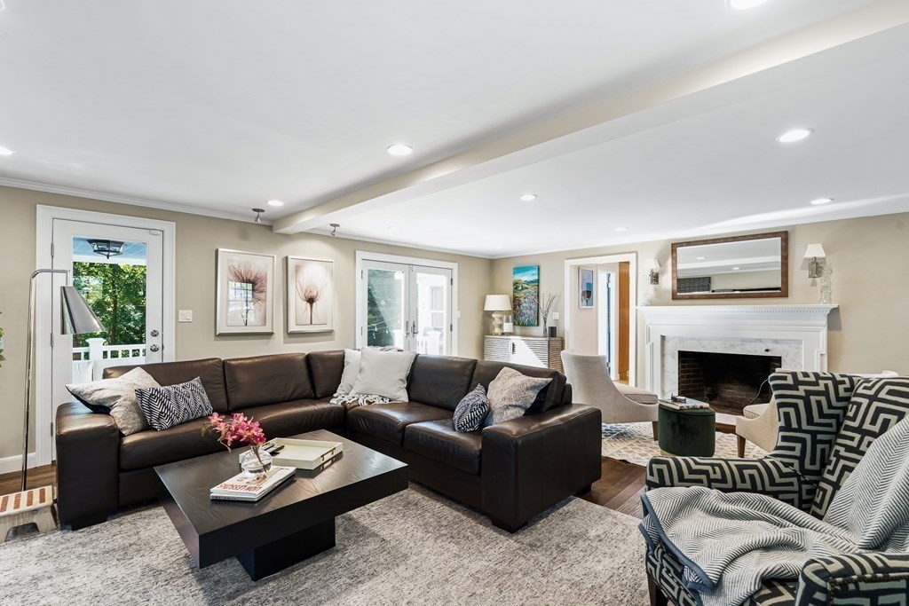 17 Putney Road Wellesley, MA 02481 - Photo 18 of 35