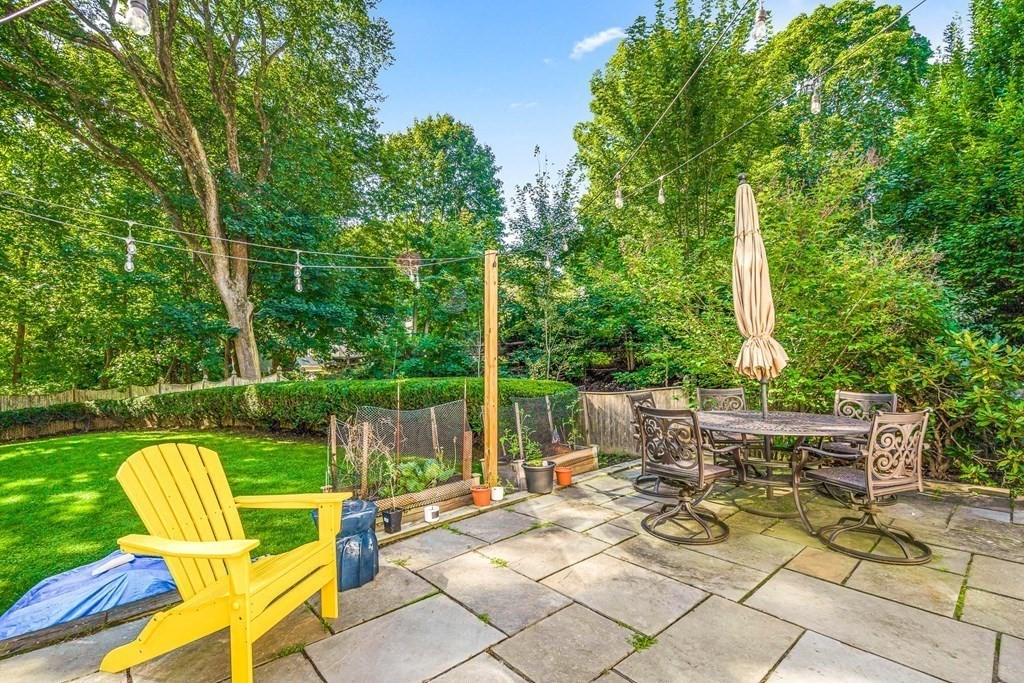 17 Putney Road Wellesley, MA 02481 - Photo 29 of 35