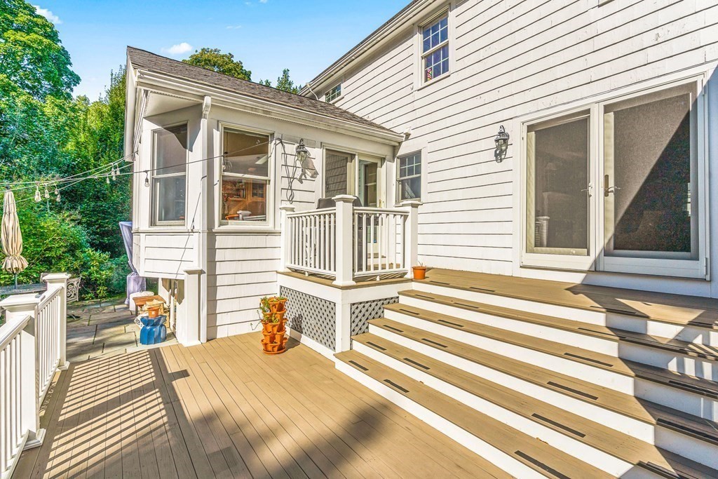 17 Putney Road Wellesley, MA 02481 - Photo 30 of 35