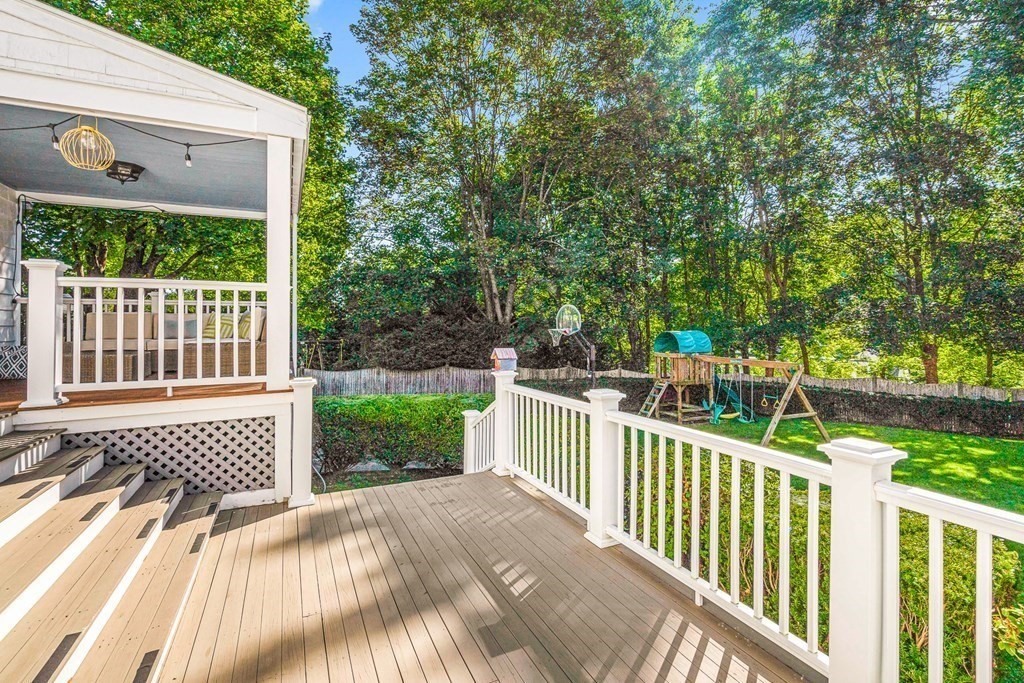 17 Putney Road Wellesley, MA 02481 - Photo 31 of 35